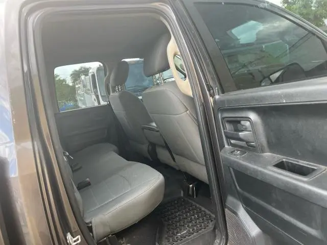 2014 RAM 1500 ST