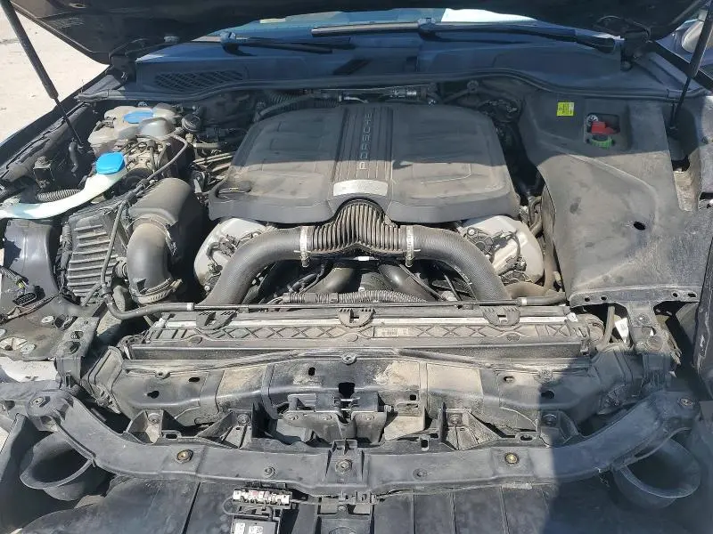 2018 PORSCHE CAYENNE S  