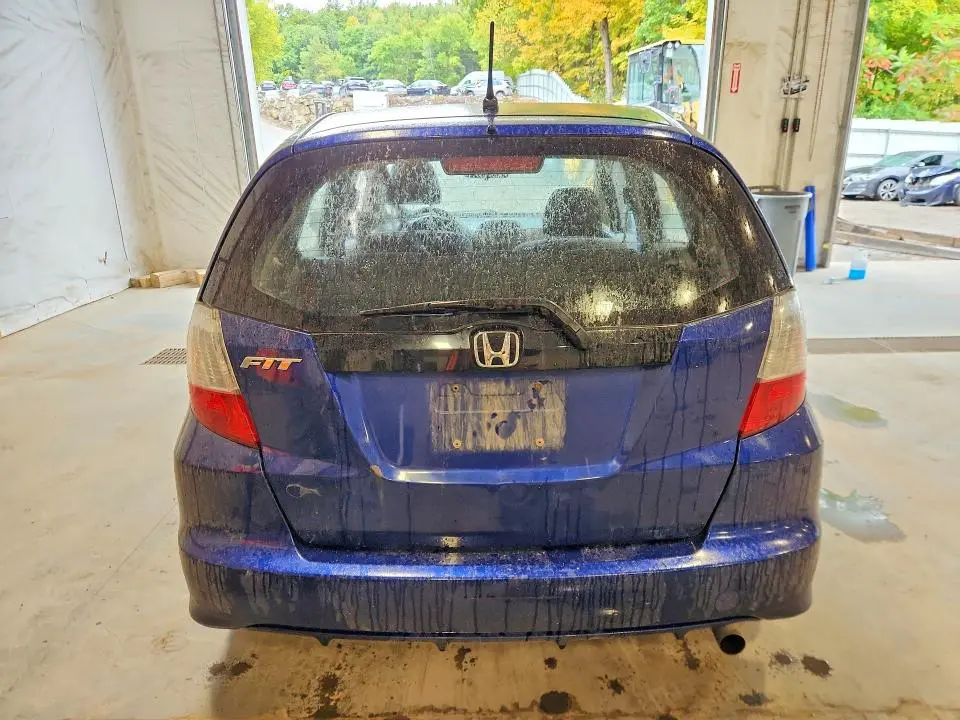 2013 HONDA FIT   