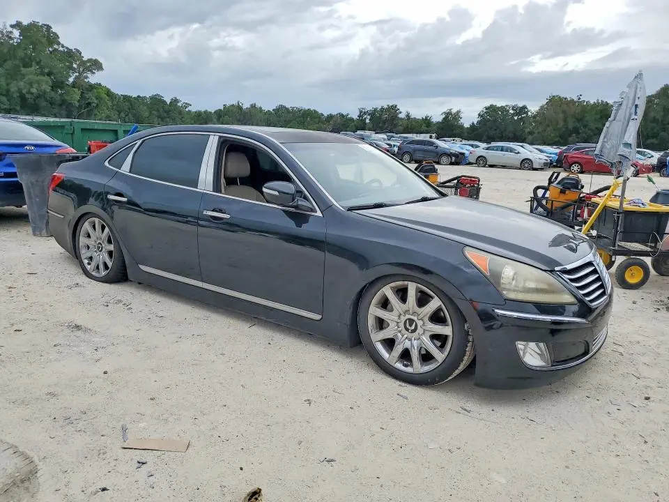 2013 HYUNDAI EQUUS SIGNATURE  