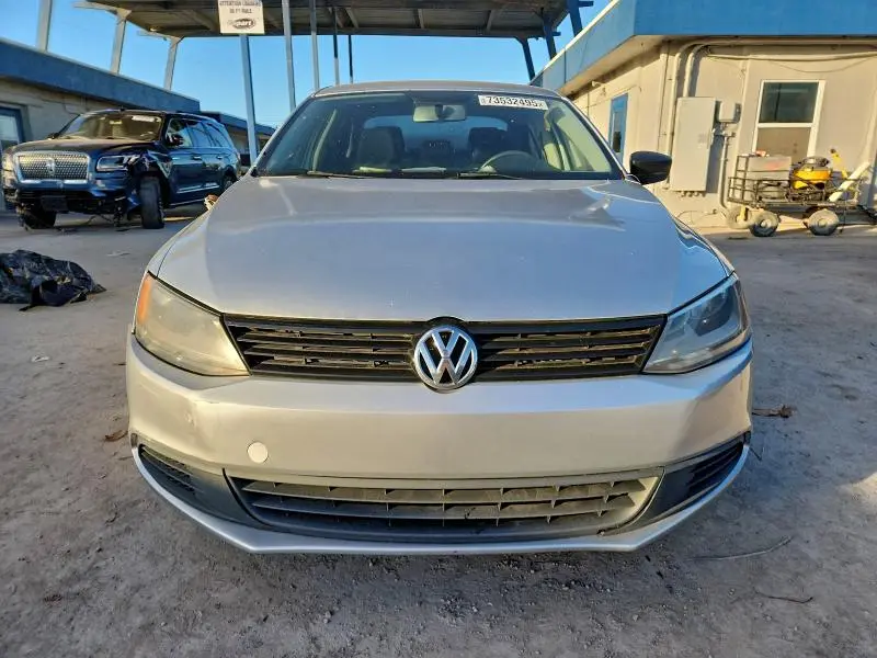 2014 VOLKSWAGEN JETTA BASE  