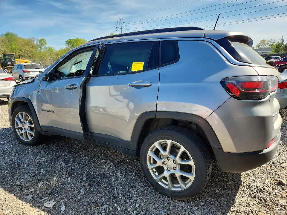 2023 JEEP COMPASS LATITUDE LUX  
