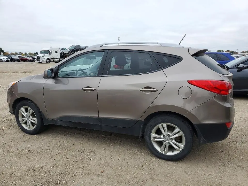 2013 HYUNDAI TUCSON GLS  