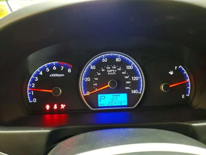 2010 HYUNDAI ELANTRA SE  