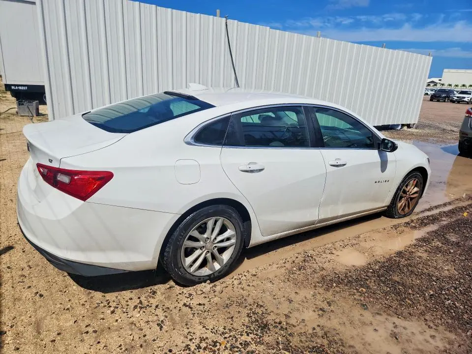 2017 CHEVROLET MALIBU LT  