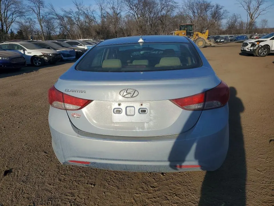 2013 HYUNDAI ELANTRA GLS  