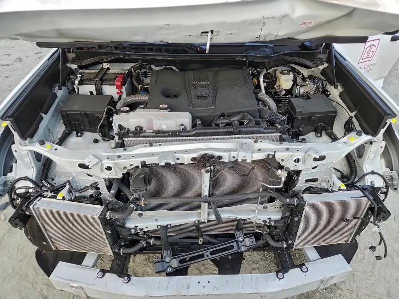 2025 TOYOTA TUNDRA DOUBLE CAB SR  