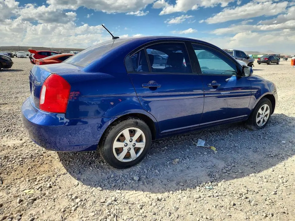 2011 HYUNDAI ACCENT GLS  
