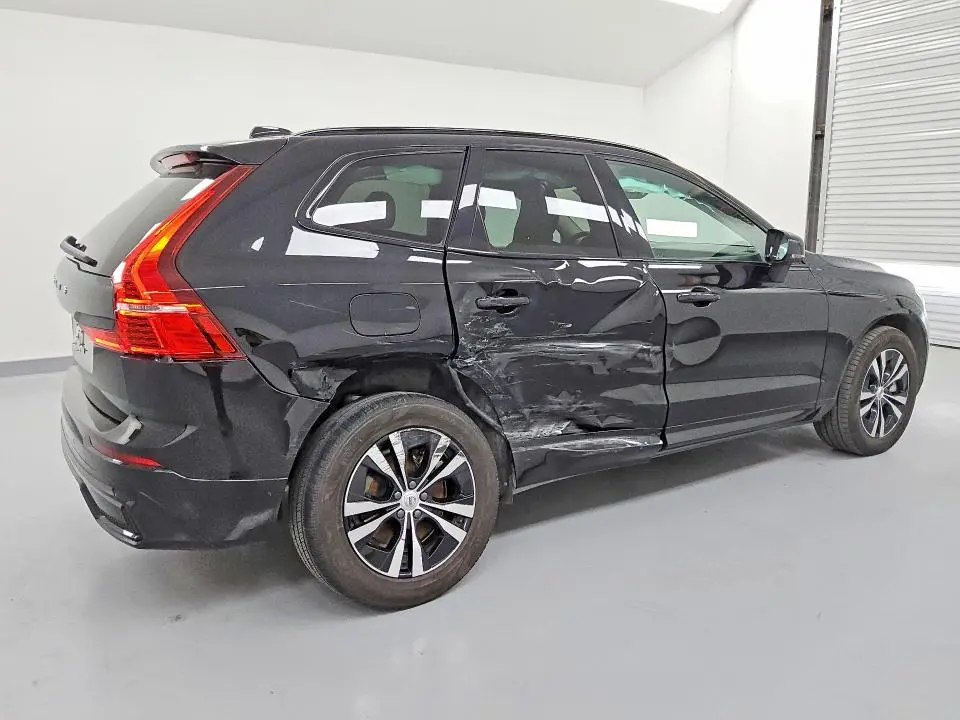 2024 VOLVO XC60 CORE  