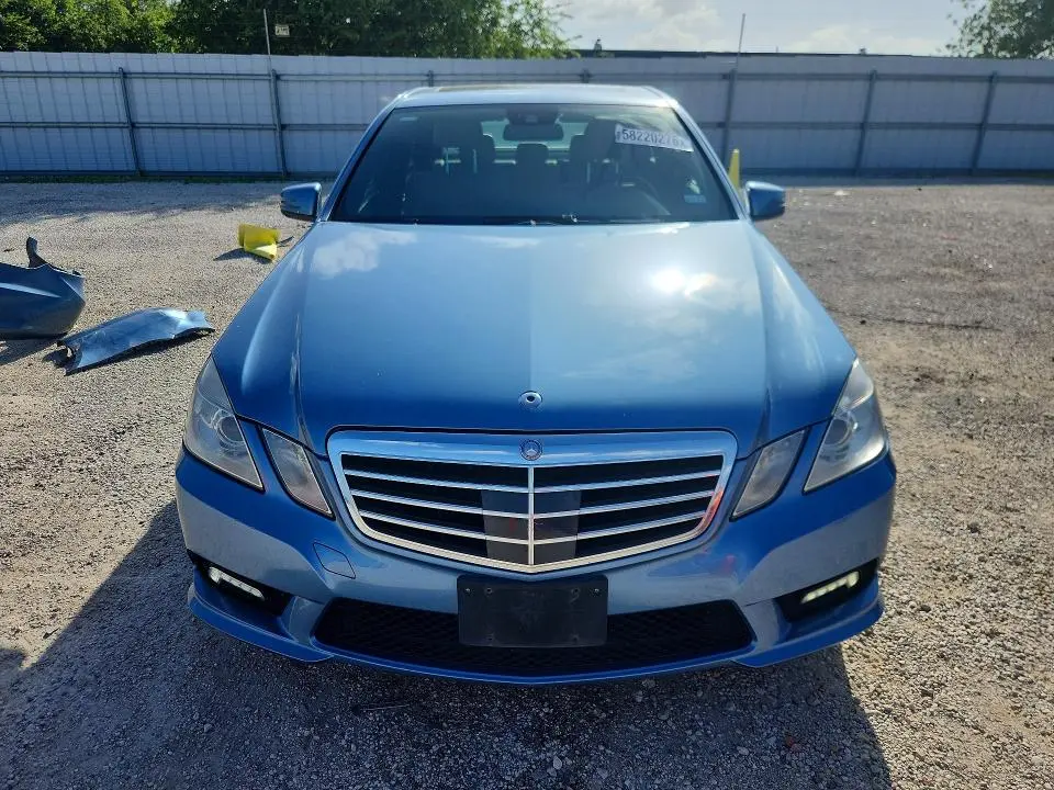 2011 MERCEDES-BENZ E 350  