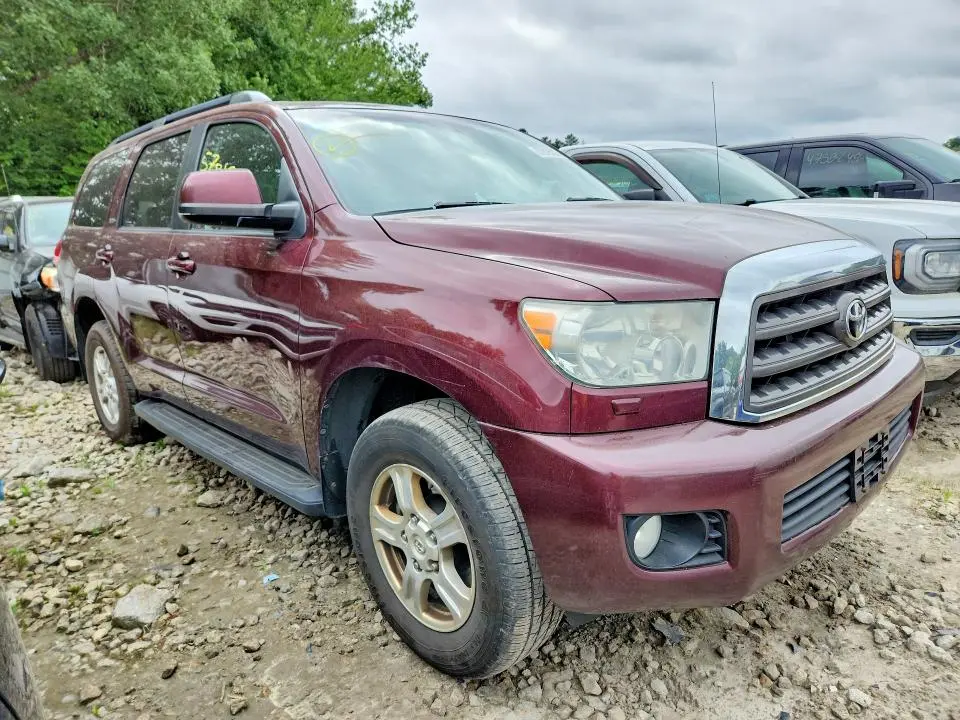 2011 TOYOTA SEQUOIA SR5  