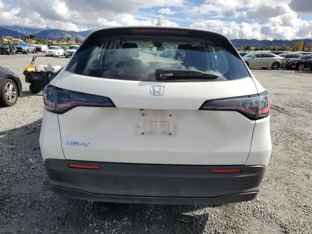 2025 HONDA HR-V LX  