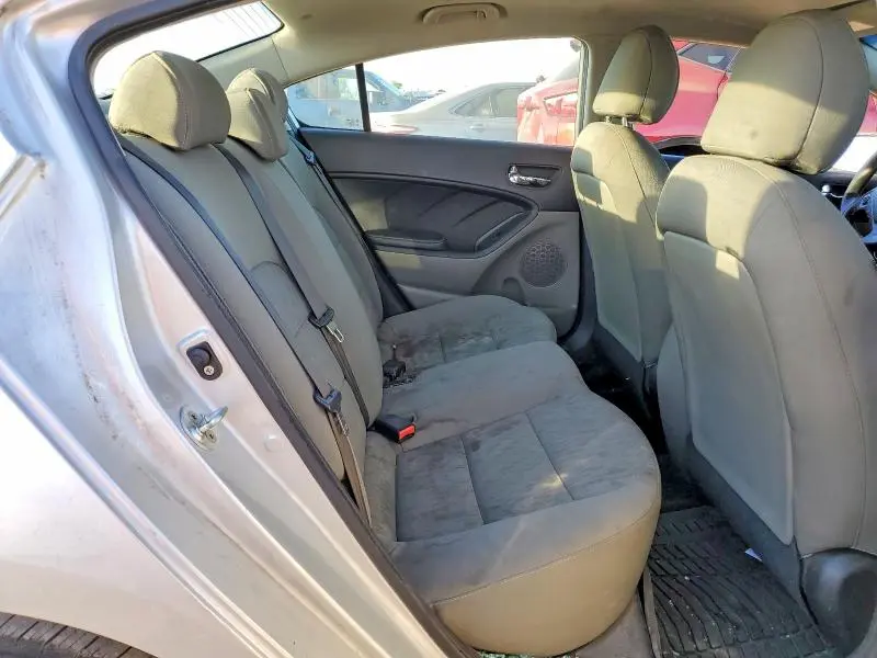 2016 KIA FORTE LX  