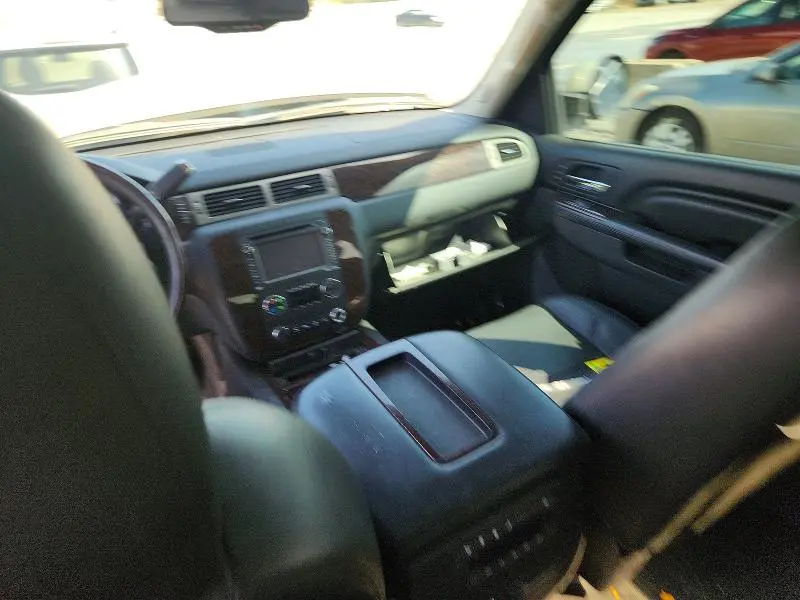 2013 GMC YUKON DENALI  