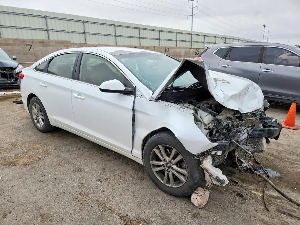 2017 HYUNDAI SONATA SE  