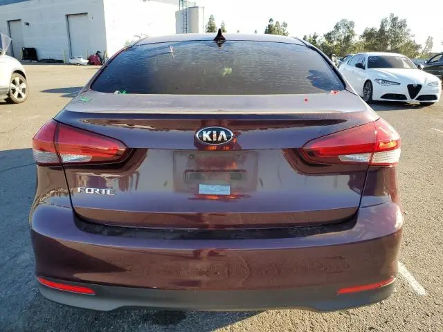 2017 KIA FORTE LX  