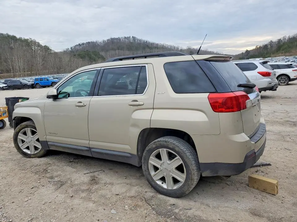 2010 GMC TERRAIN SLT  