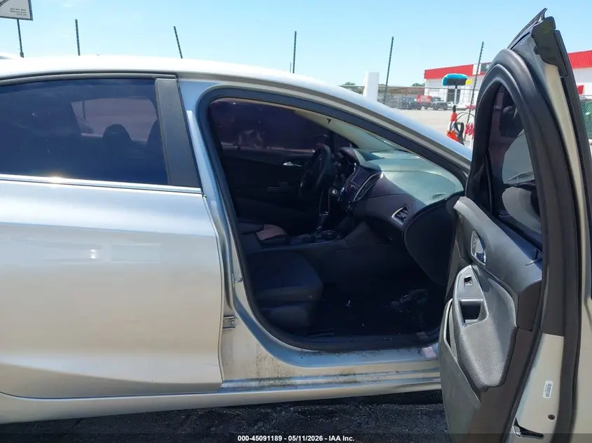 2018 CHEVROLET CRUZE LT AUTO