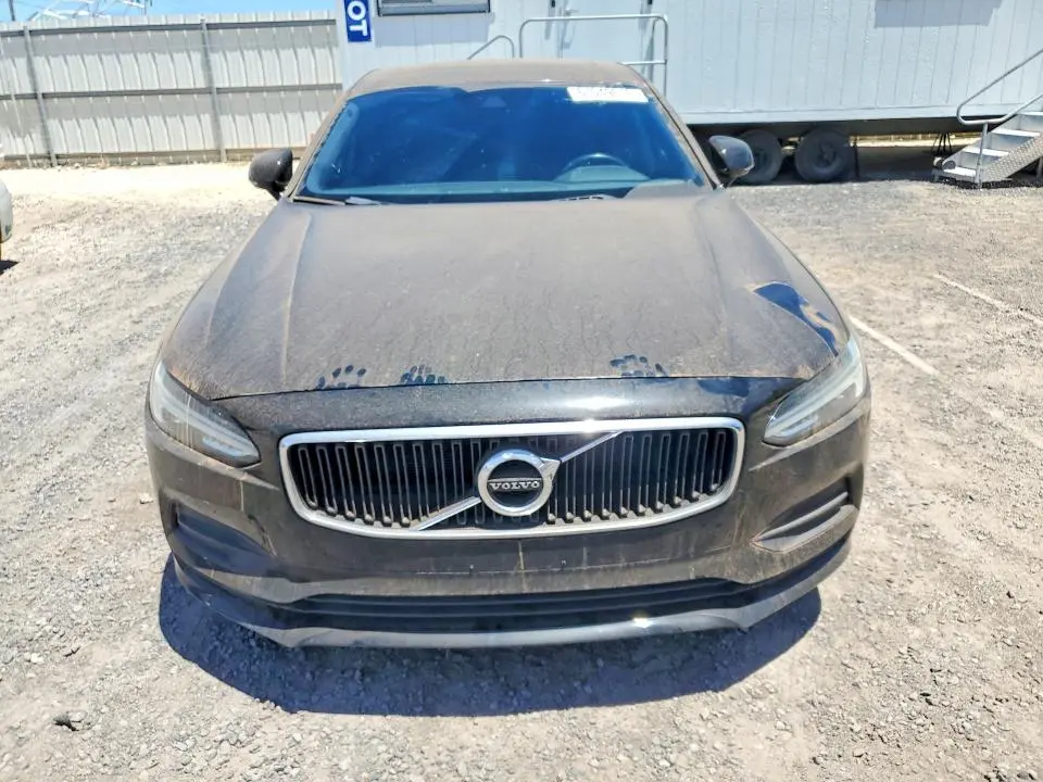 2019 VOLVO S90   