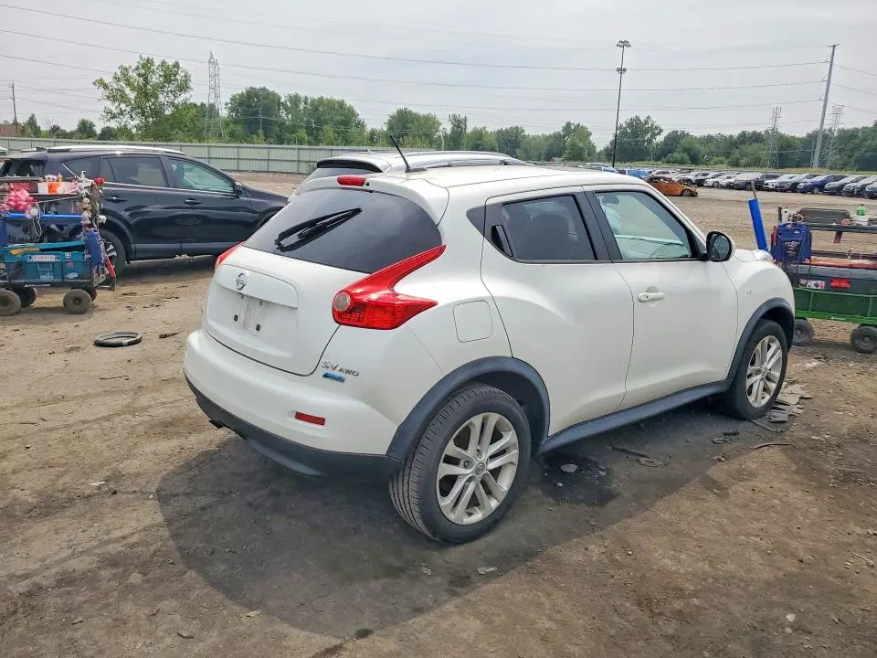 2013 NISSAN JUKE S  