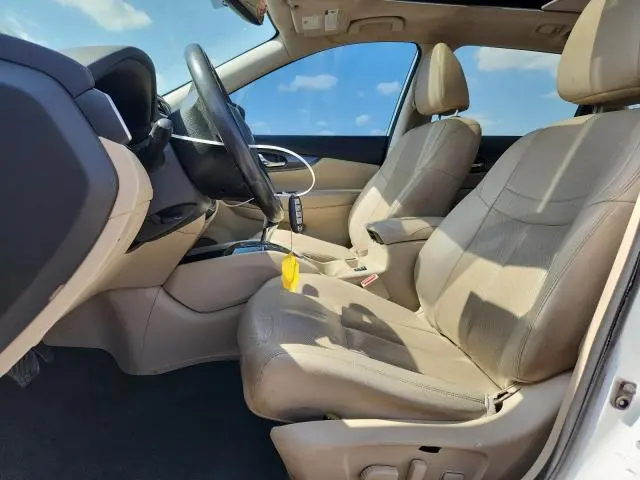 2016 NISSAN ROGUE SL  