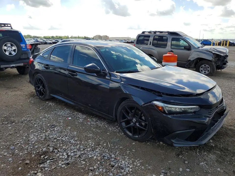 2022 HONDA CIVIC LX  