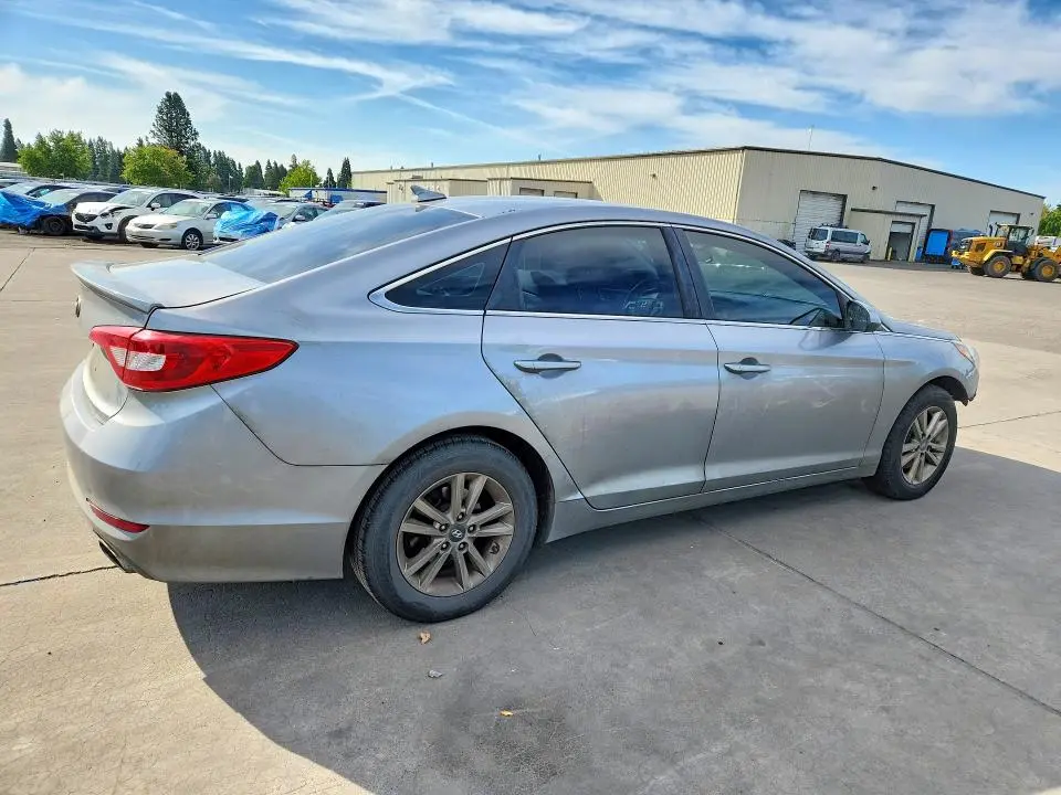 2015 HYUNDAI SONATA SE  