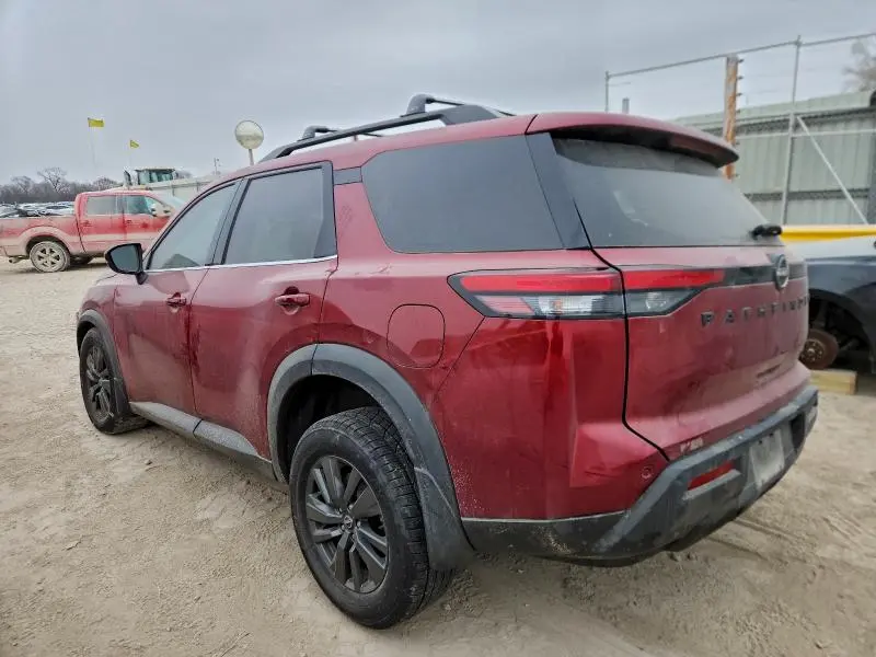 2023 NISSAN PATHFINDER SV  