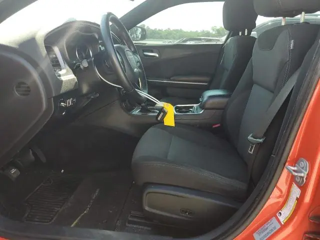 2017 DODGE CHARGER SE  