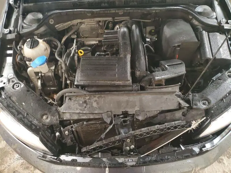 2017 VOLKSWAGEN JETTA SE  