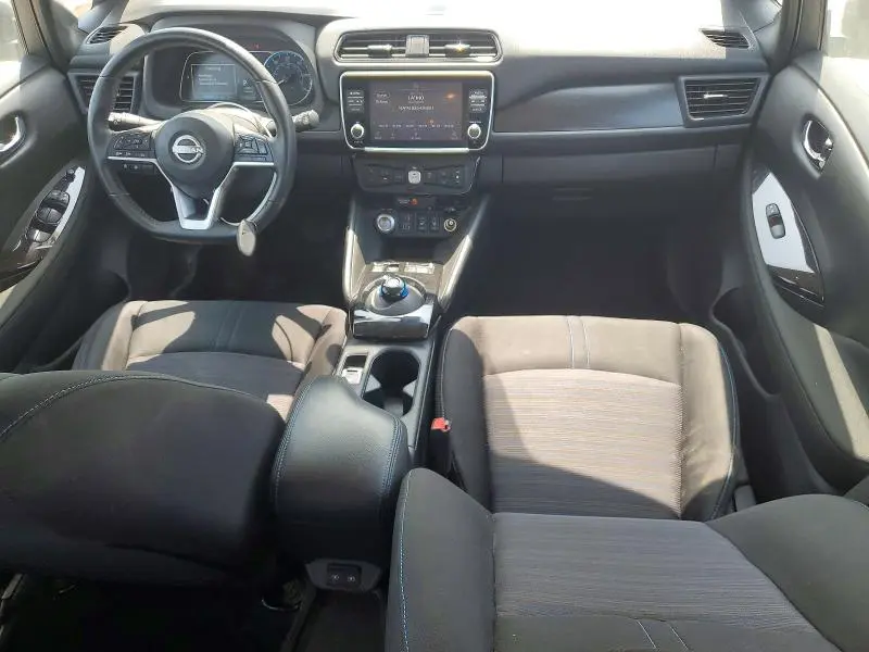 2025 NISSAN LEAF SV PLUS  