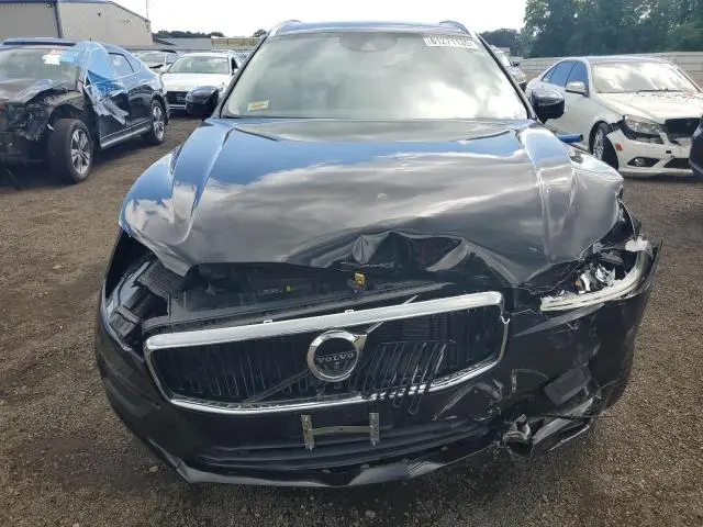2020 VOLVO XC60 T6 MOMENTUM  