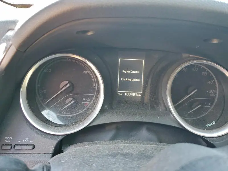 2021 TOYOTA CAMRY LE  