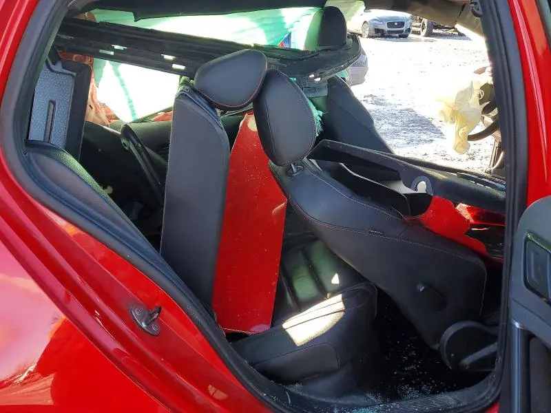 2016 VOLKSWAGEN GTI S/SE  