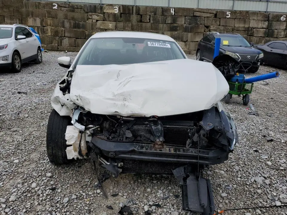 2012 VOLKSWAGEN JETTA   