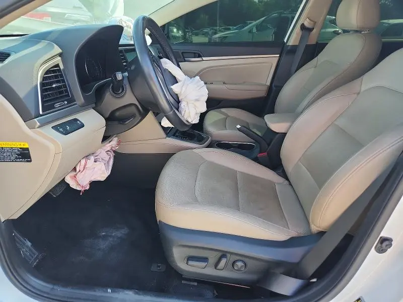 2017 HYUNDAI ELANTRA LIMITED  