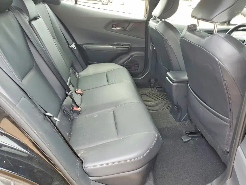 2024 TOYOTA PRIUS XLE  