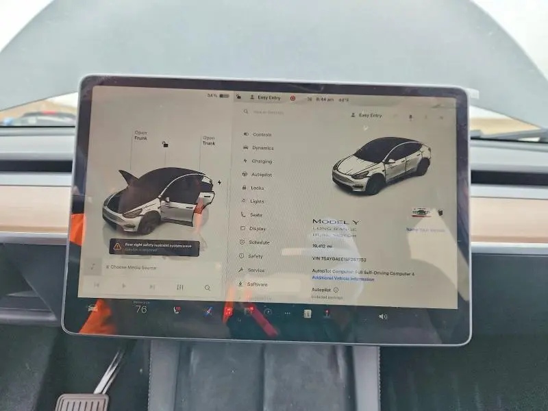 2025 TESLA MODEL Y   