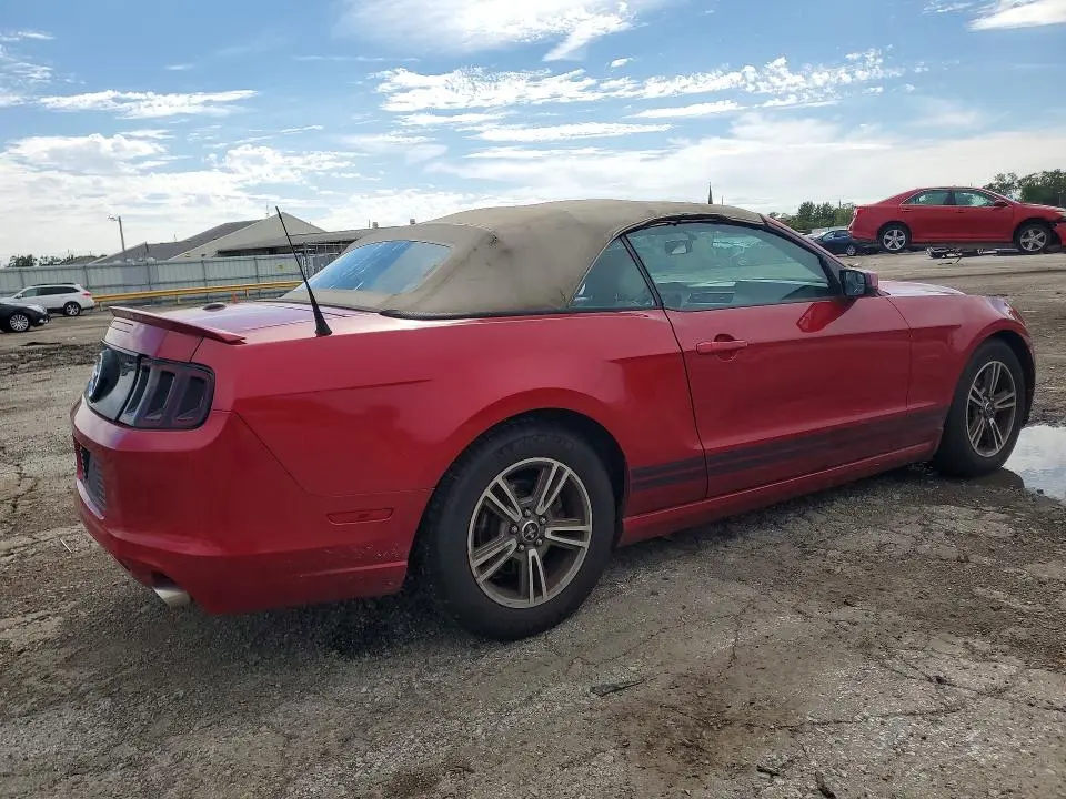 2013 FORD MUSTANG   