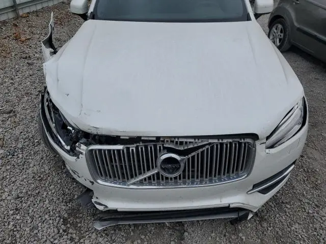 2018 VOLVO XC90 T6  