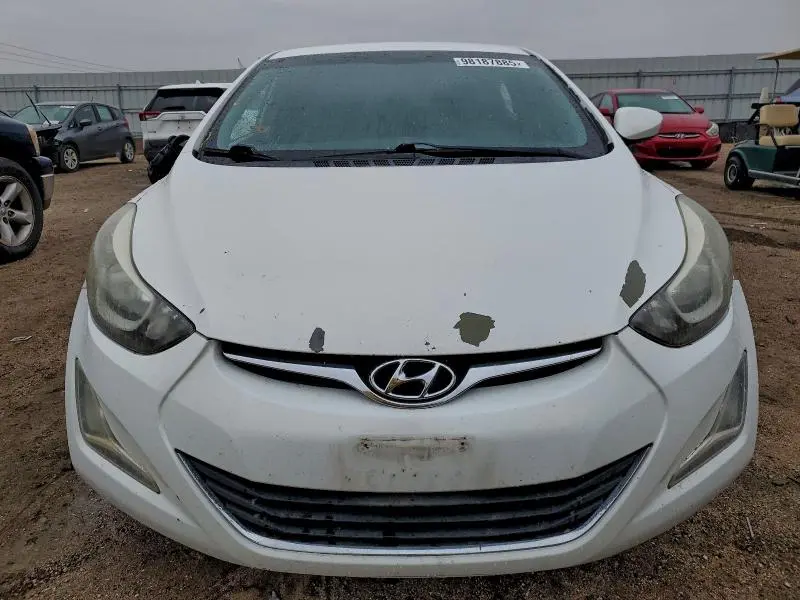 2014 HYUNDAI ELANTRA SE  