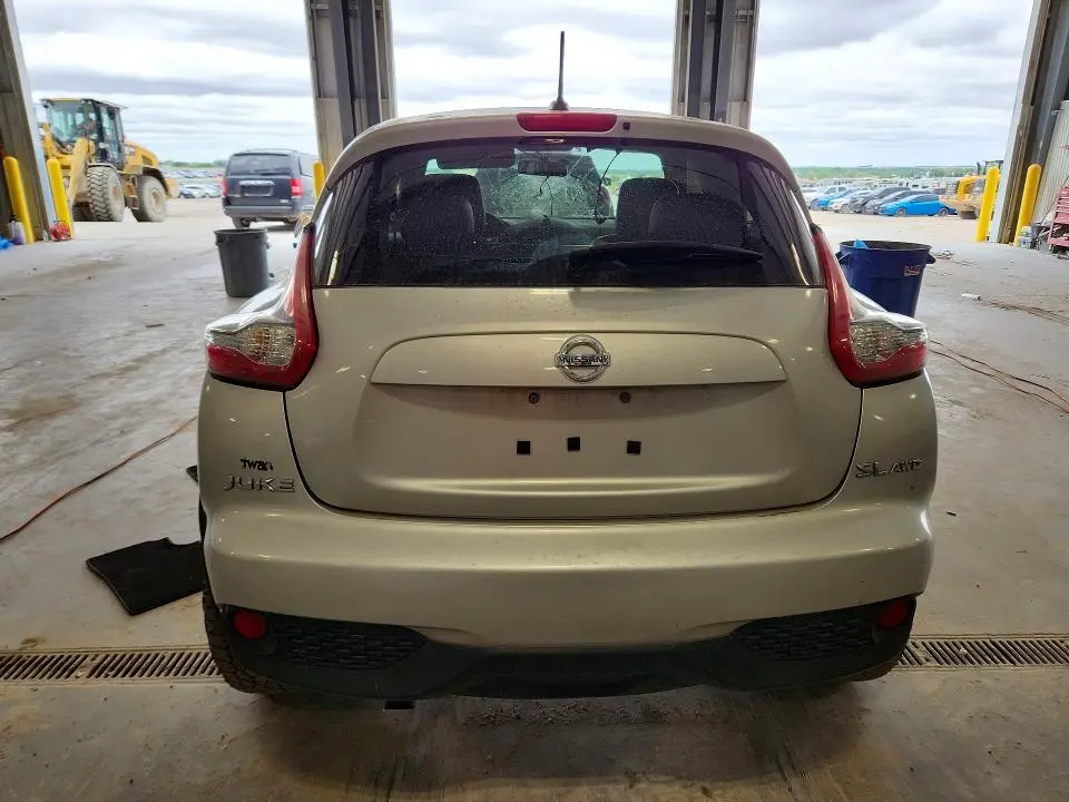 2015 NISSAN JUKE SL  