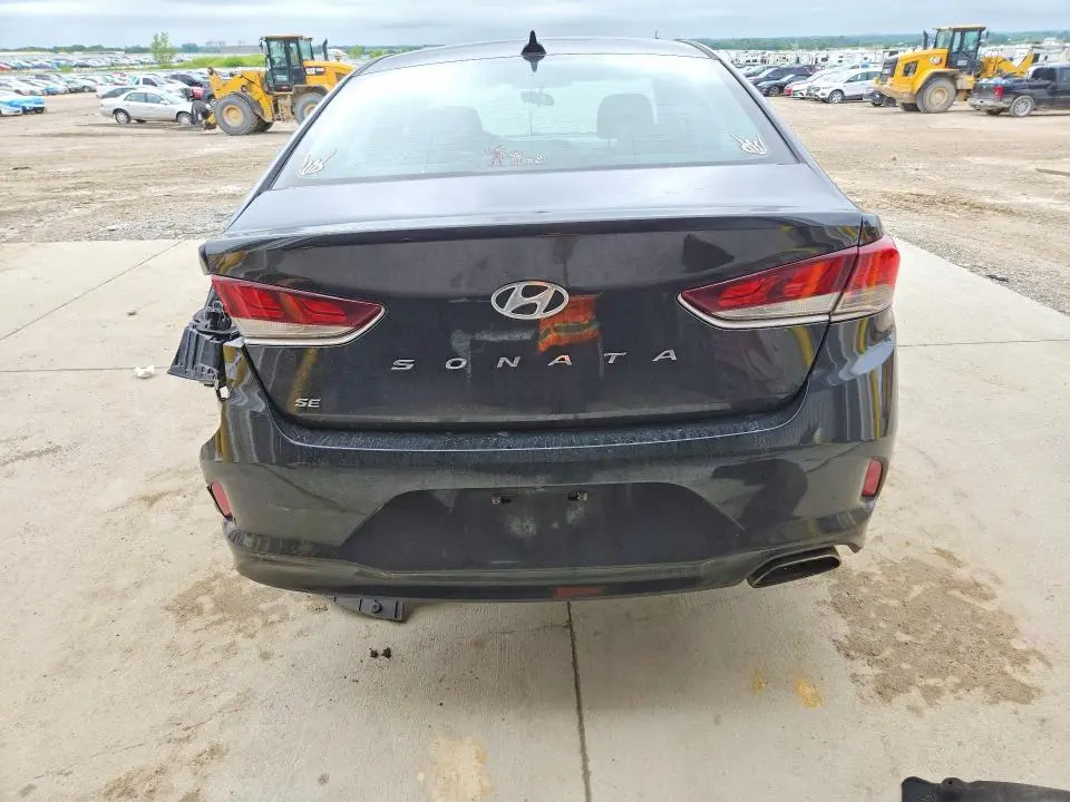 2018 HYUNDAI SONATA SE  