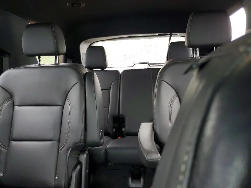 2022 CHEVROLET TRAVERSE LT  