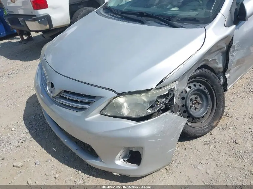 2013 TOYOTA COROLLA LE