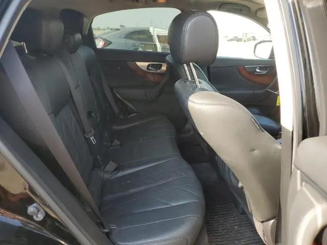 2011 INFINITI FX35   