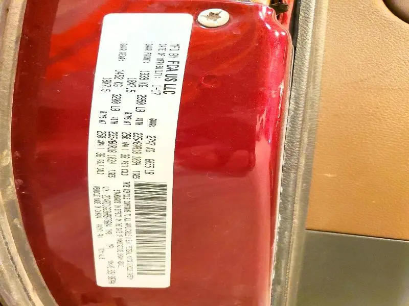 2017 CHRYSLER PACIFICA LIMITED  