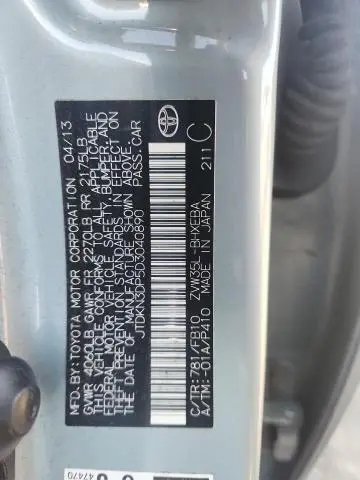 2013 TOYOTA PRIUS PLUG-IN   