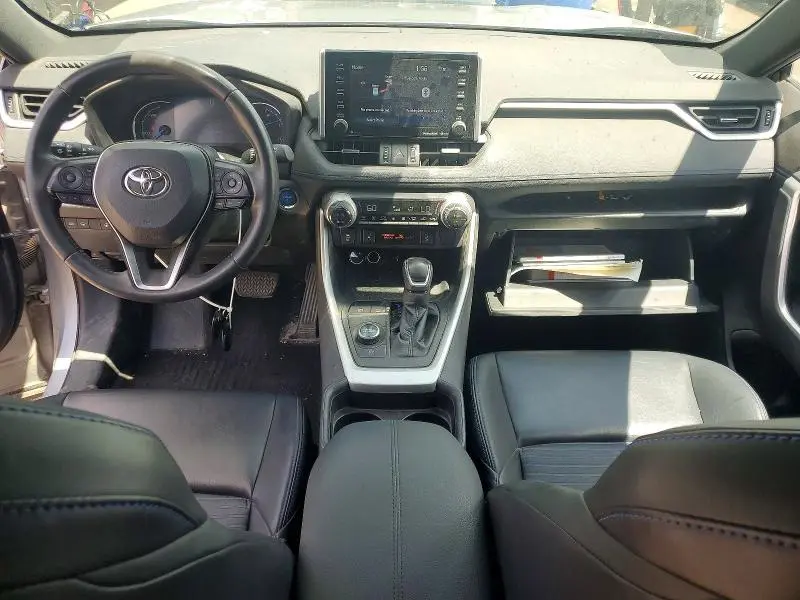 2020 TOYOTA RAV4 XSE  
