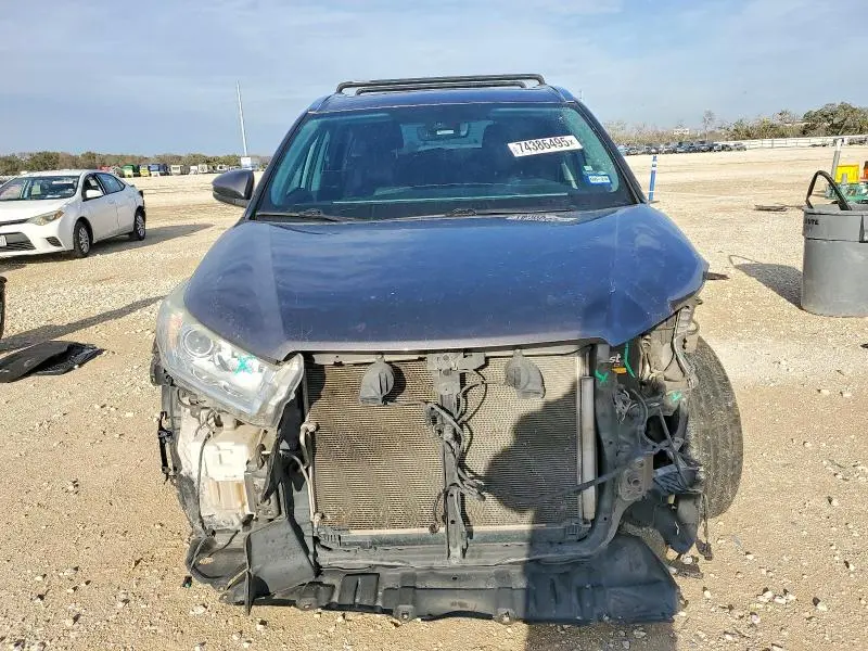 2019 TOYOTA HIGHLANDER   